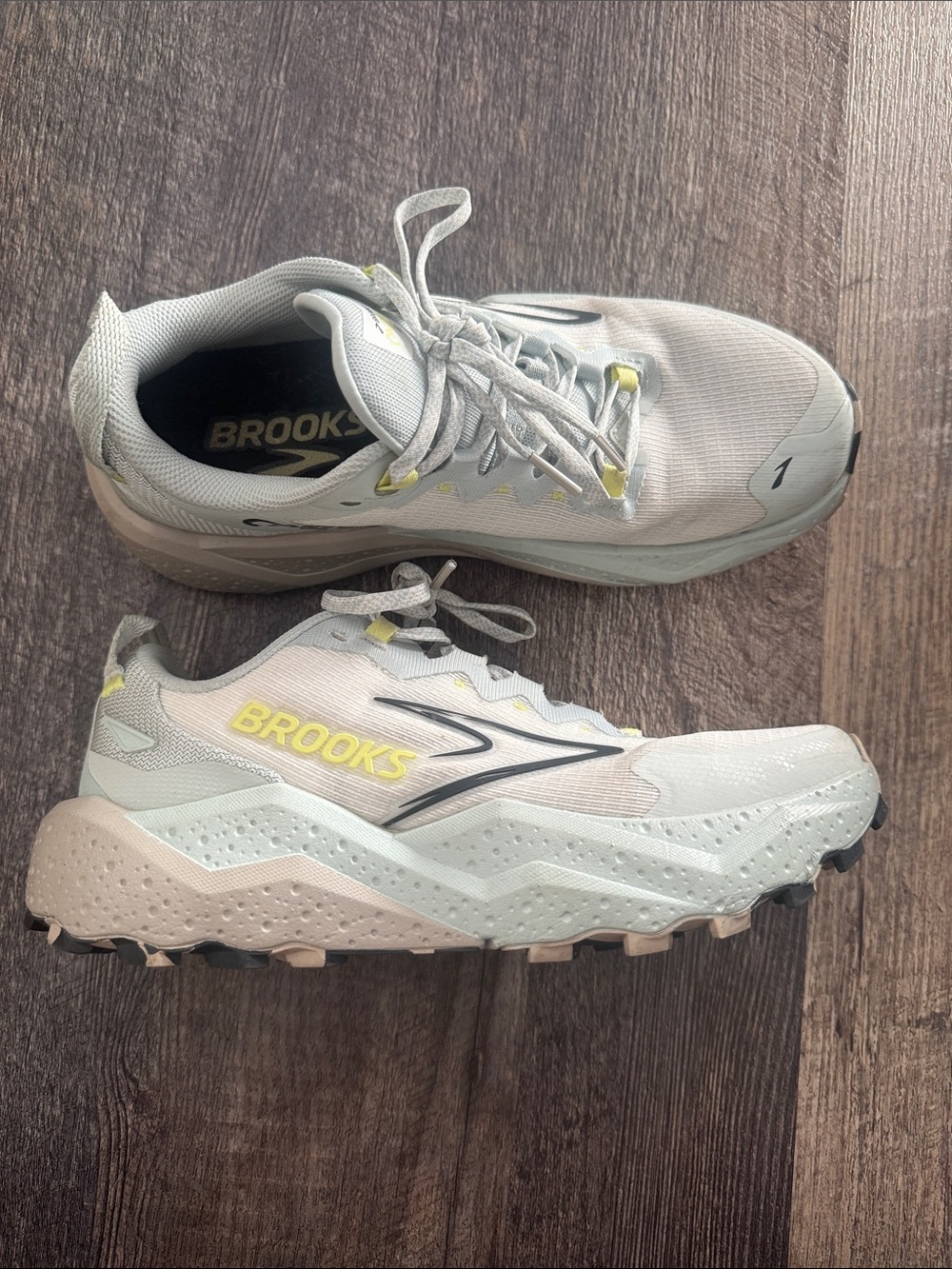 Brooks Caldera • women’s